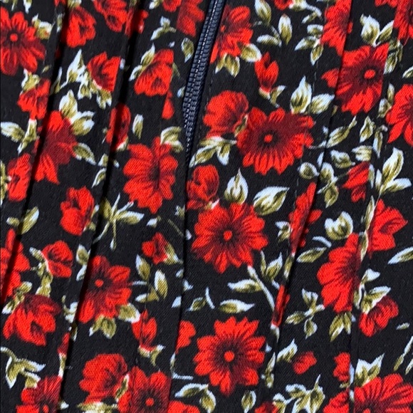 Floral Red Midi Dress - Picture 10 of 12